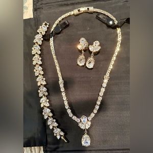 Vintage Swarovski Very Elegant Choker, Bracelet Pierced Earrings